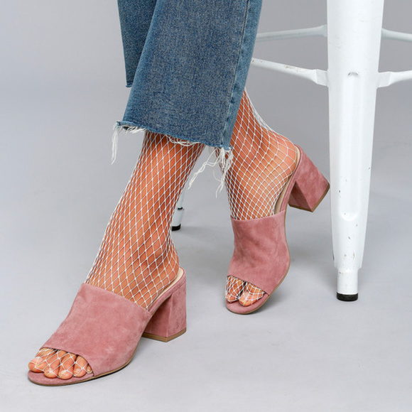 Electric Lingerie White Fishnet Pantyhose - Picture 3 of 4